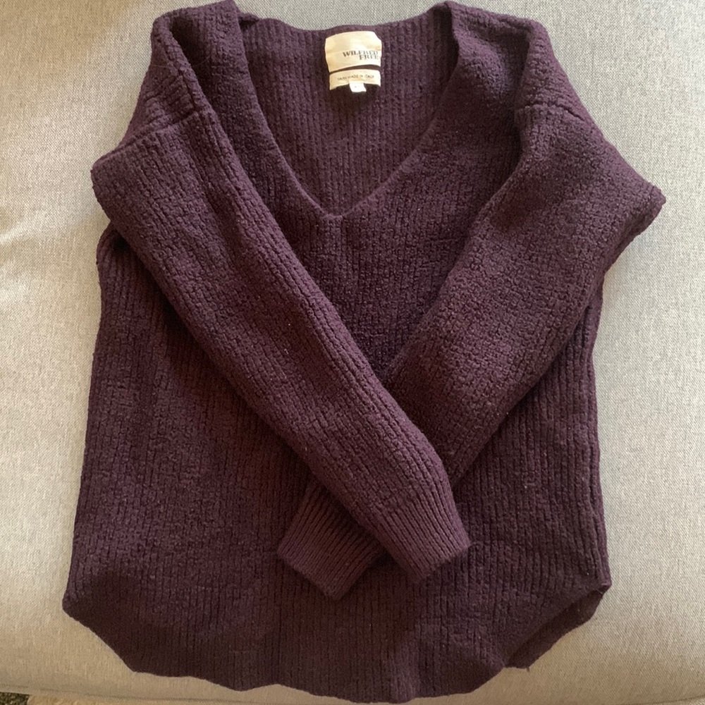 Wilfred free sweater